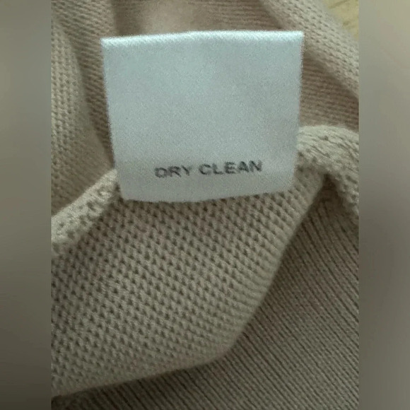 Beige Knotted Sweater with Striped Sleeve - Picture 10 of 11